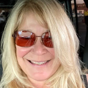 Meet your Posher, Cindy